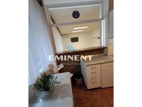 Izdavanje, dvosoban stan, 53m², Kalenić Pijaca, Vračar Sve Podlokacije - image 3