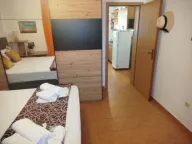 Sale, one bedroom apartment, 44m², Petrovac, Budva - image 4