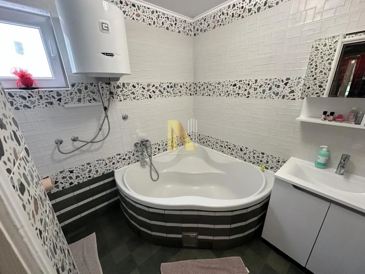 Prodaja, kuća, 123m², Adice, Novi Sad Sve Podlokacije
