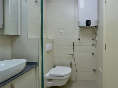 Sale, three bedroom apartment, 62m², Dobrota, Kotor - image 9