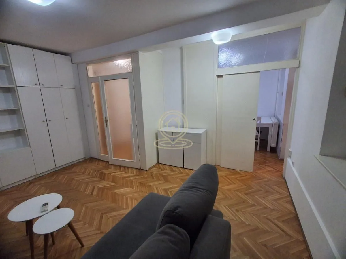 Rent, one bedroom apartment, 37m², Bulevar Oslobodjenja, Novi Sad Sve Podlokacije