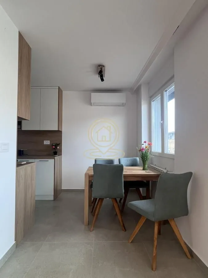 Rent, two bedroom apartment, 60m², Stari Grad, Beograd