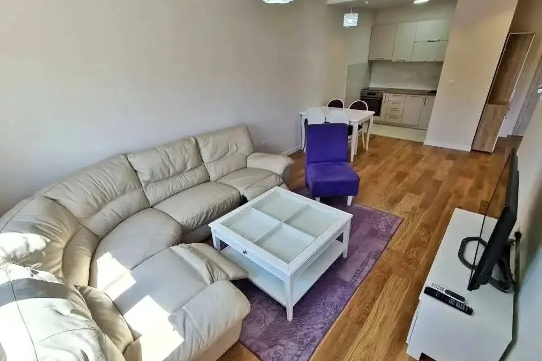 Rent, one bedroom apartment, 48m², Centar, Bar