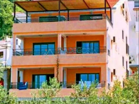 Sale, hospitality venue, 500m², Petrovac, Budva