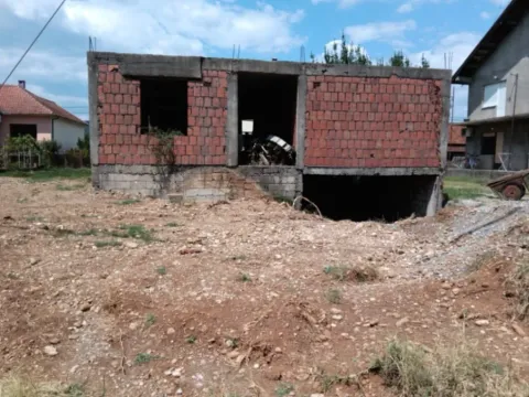 Prodaja, kuća, 610m², Gornja Gorica, Podgorica - image 5