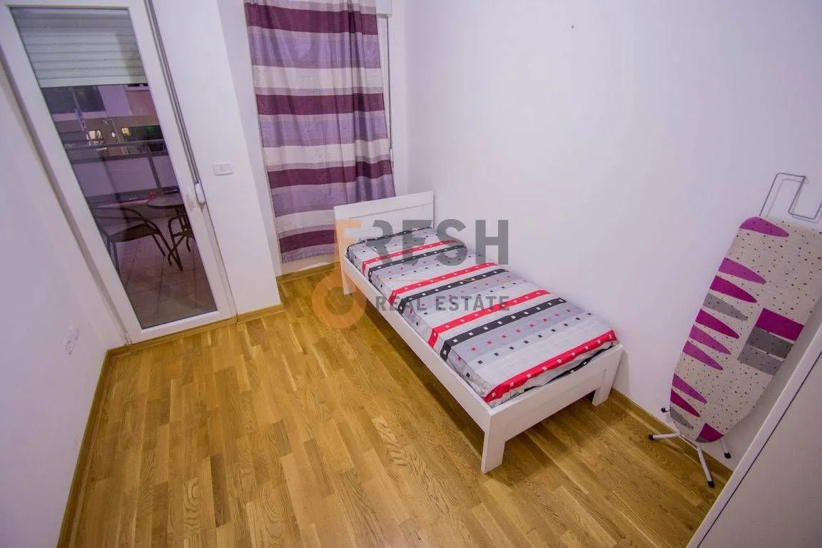 Rent, two bedroom apartment, 65m², City Kvart, Podgorica