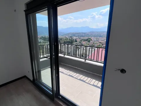 Prodaja, dvosoban stan, 89m², Gorica C, Podgorica - image 4