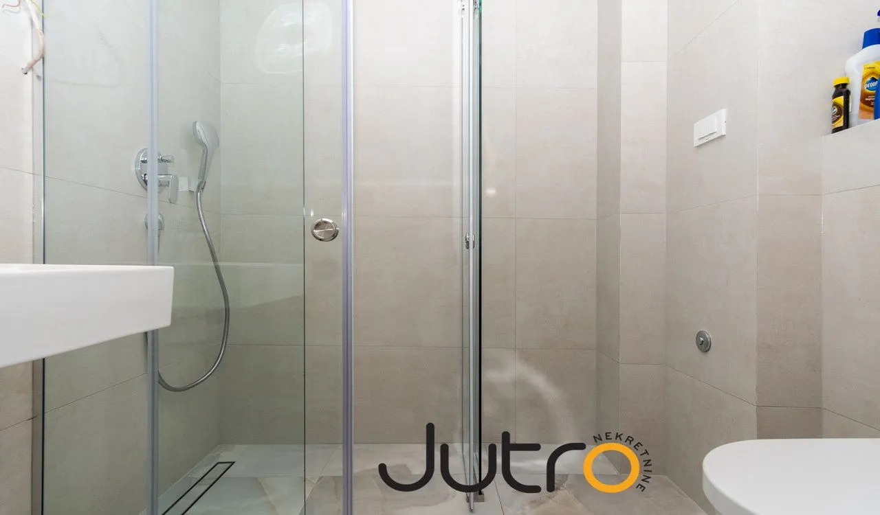 Rent, three bedroom apartment, 100m², Gorica C, Podgorica