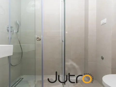 Rent, three bedroom apartment, 100m², Gorica C, Podgorica - image 13