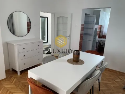 Izdavanje, kuća, 250m², Zagorič, Podgorica - image 6