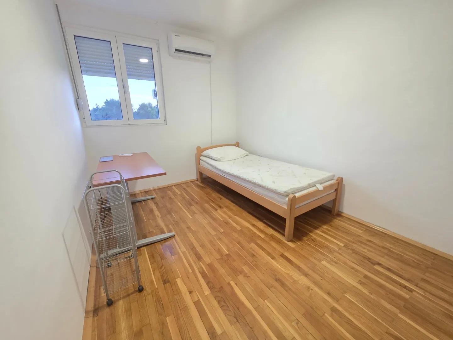 Rent, two bedroom apartment, 65m², Blok 5, Podgorica