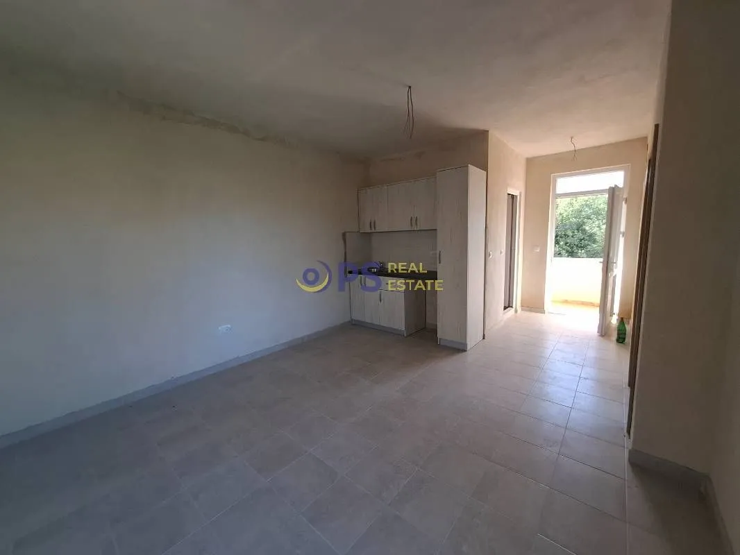 Sale, house, 300m², Ulcinj, Crna Gora