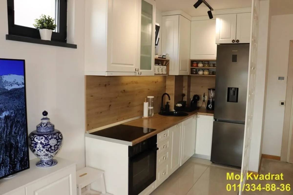 Prodaja, četvorosoban stan, 103m², Voždovačka Crkva, Voždovac Sve Podlokacije
