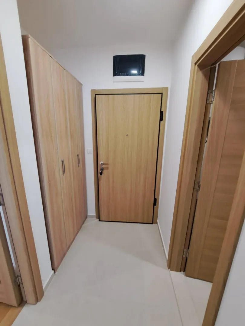 Izdavanje, jednosoban stan, 46m², City Kvart, Podgorica