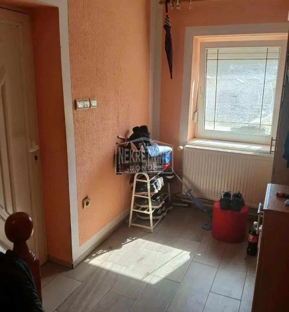 Prodaja, kuća, 220m², Dudova Šuma, Subotica