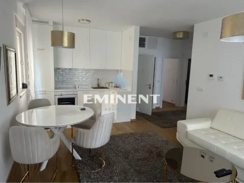 Izdavanje, trosoban stan, 57m², Lekino Brdo, Voždovac Sve Podlokacije - image 3