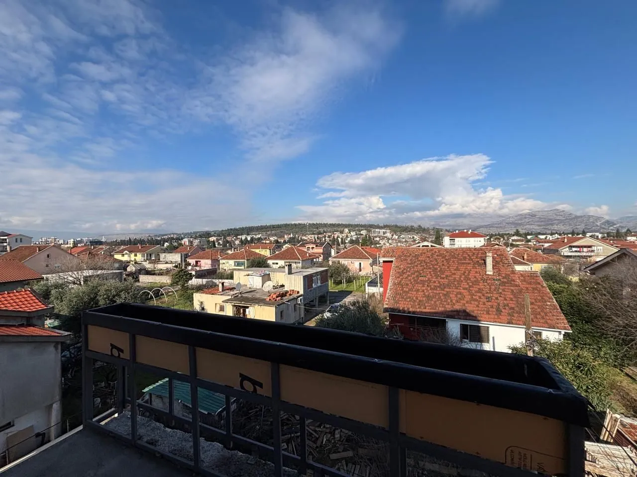 Prodaja, jednosoban stan, 42m², Stari Aerodrom, Podgorica