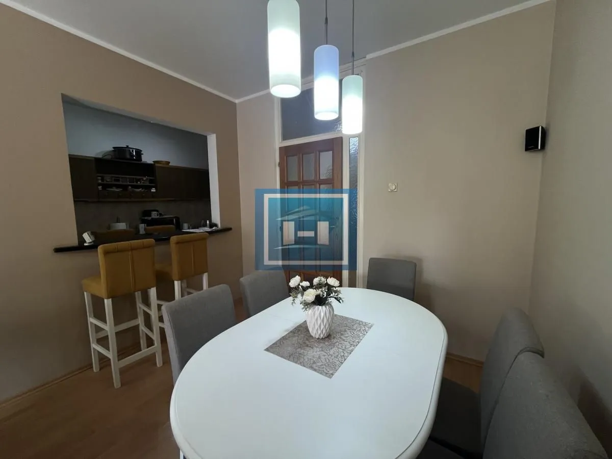 Prodaja, četvorosoban stan, 96m², Centar, Jagodina