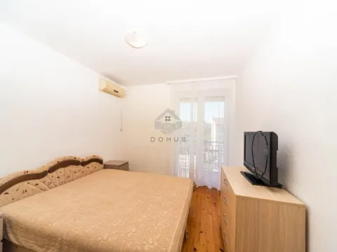 Izdavanje, dvosoban stan, 90m², Masline, Podgorica - image 9