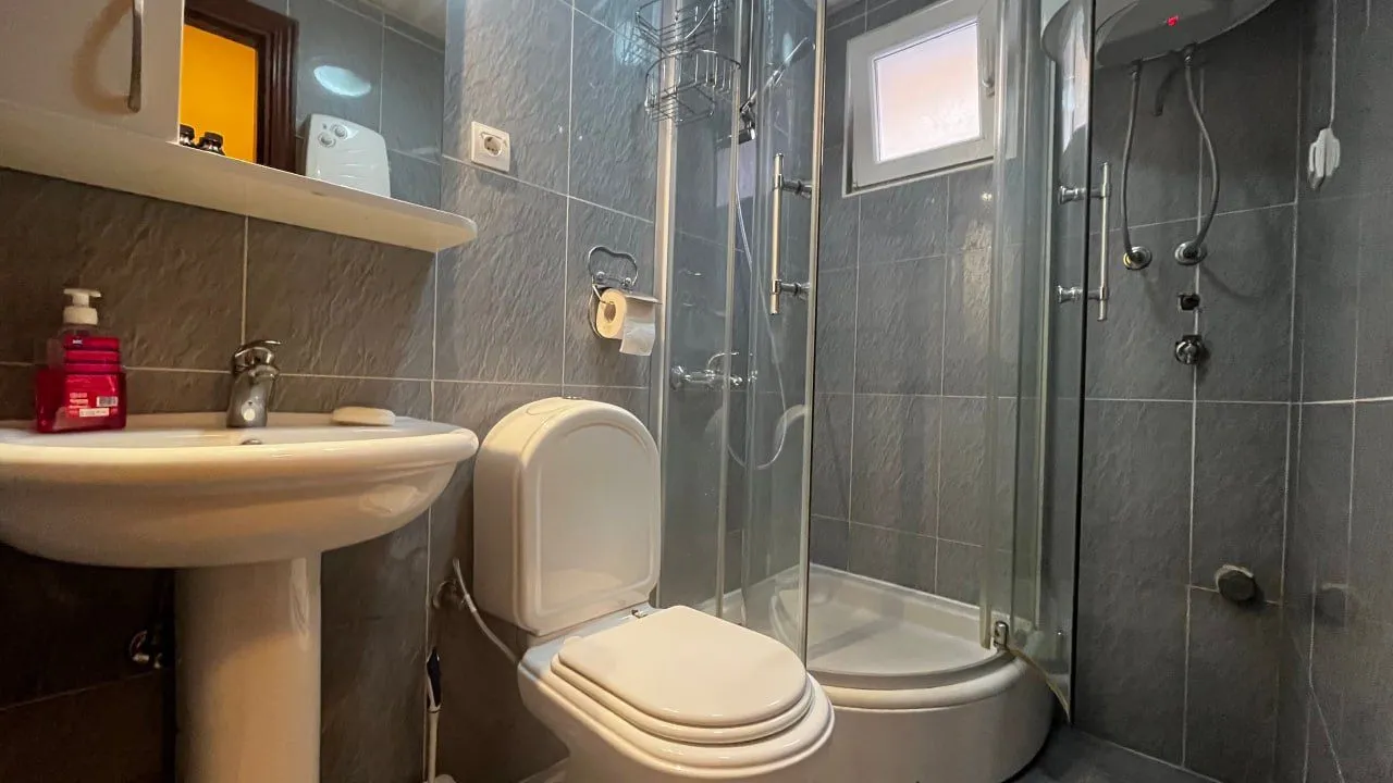 Prodaja, jednosoban stan, 35m², Petrovac, Budva