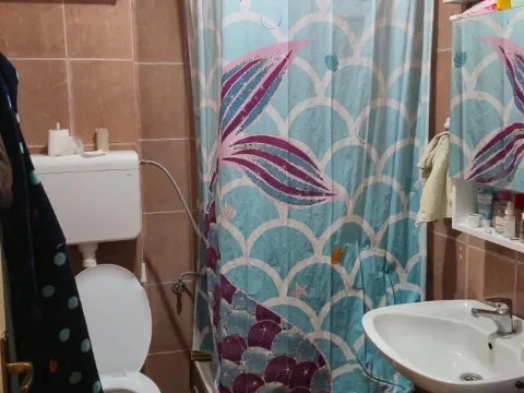 Izdavanje, jednosoban stan, 40m², Stari Aerodrom, Podgorica - image 4