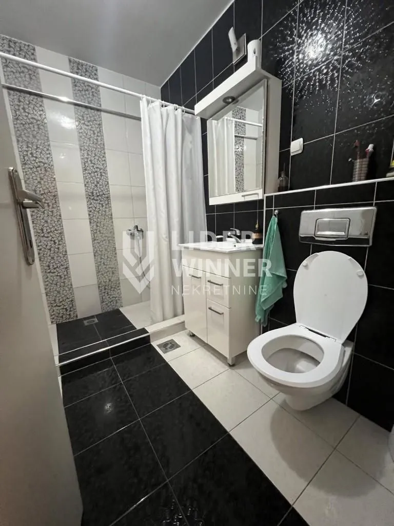 Sale, four bedroom apartment, 118m², Vračar Hram, Vračar Sve Podlokacije