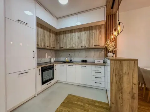 Stan in Stari Aerodrom