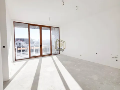 Sale, two bedroom apartment, 67m², Stari Aerodrom, Podgorica - image 1