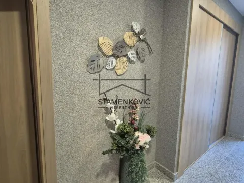 Izdavanje, četvorosoban stan, 95m², Adamovićevo Naselje, Novi Sad Sve Podlokacije - image 4