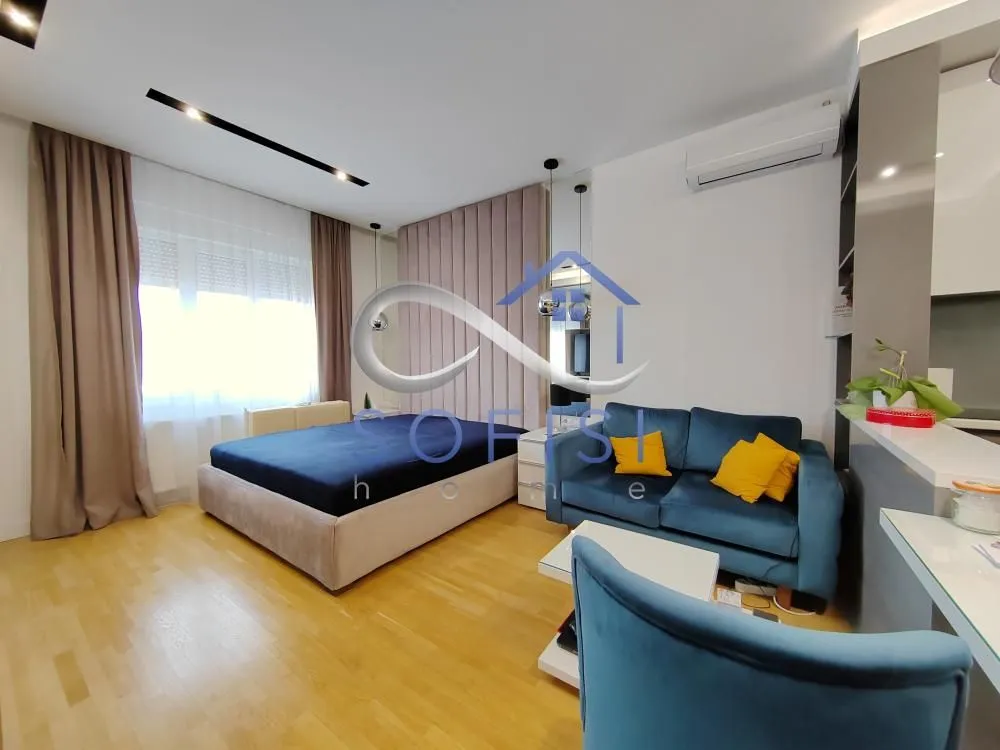 Prodaja, stan, 29m², Centar, Novi Sad
