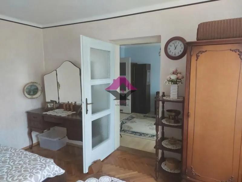 Sale, three bedroom apartment, 77m², Zemun Sve Podlokacije, Beograd