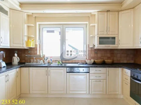 Sale, four bedroom apartment, 115m², Farmaceutski Fakultet, Voždovac Sve Podlokacije - image 5