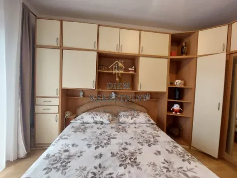 Rent, two bedroom apartment, 70m², Škaljari, Kotor - image 4
