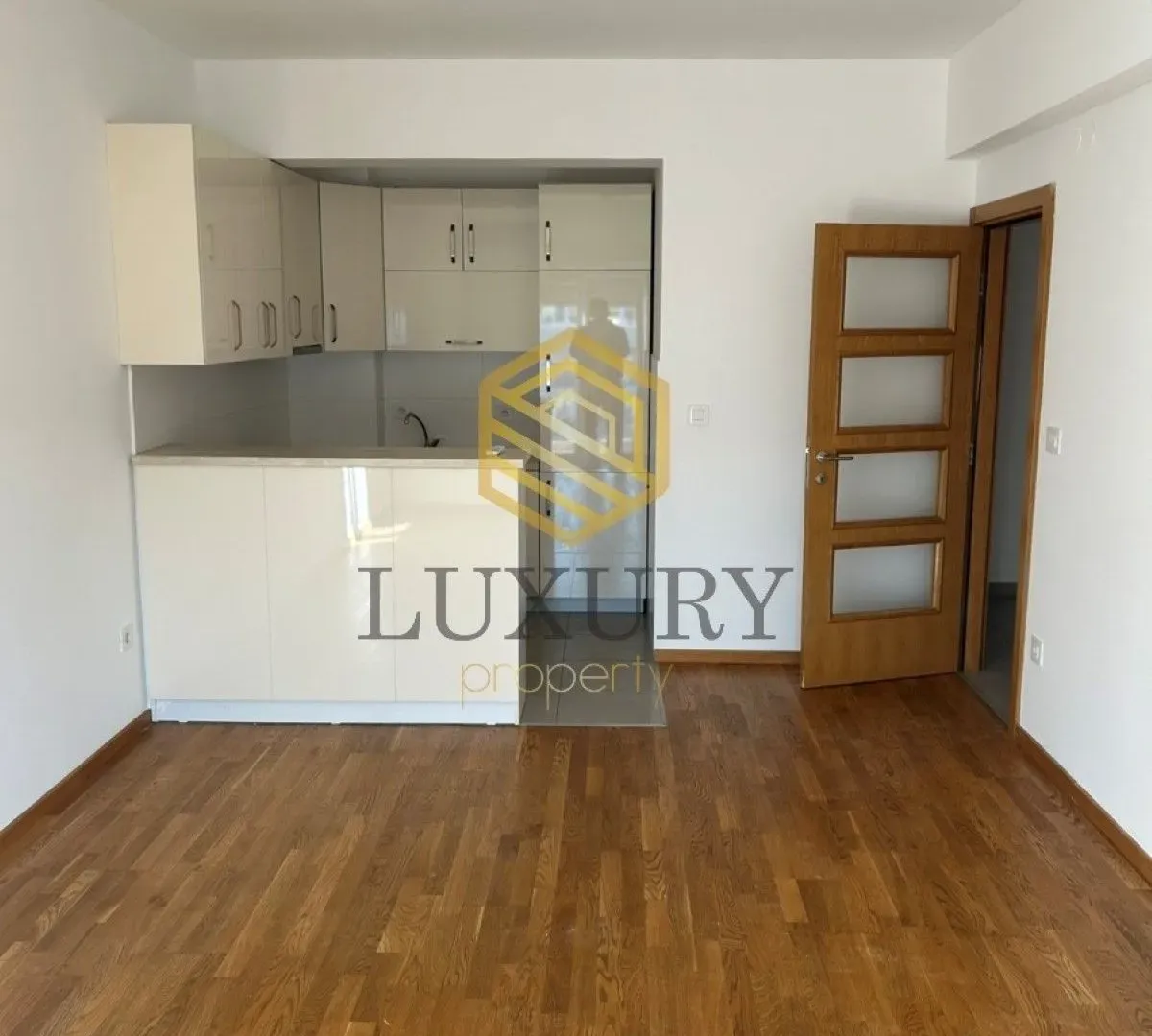 Rent, office space, 65m², Stari Aerodrom, Podgorica