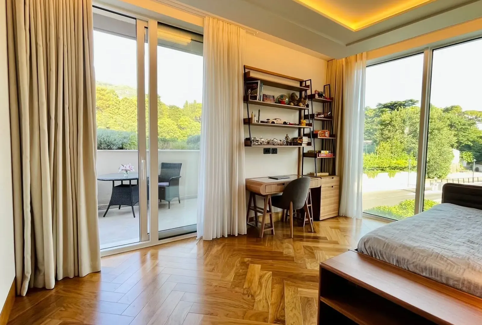Rent, two bedroom apartment, 146m², Tivat, Crna Gora