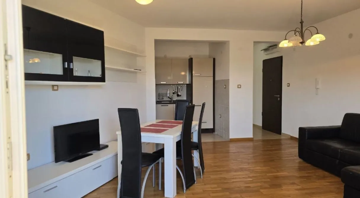 Sale, two bedroom apartment, 77m², Petrovac, Budva