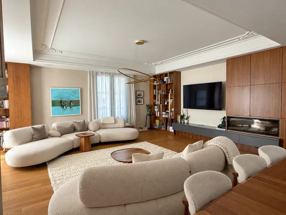 Sale, three bedroom apartment, 210m², Kod Capital Plaze, Podgorica