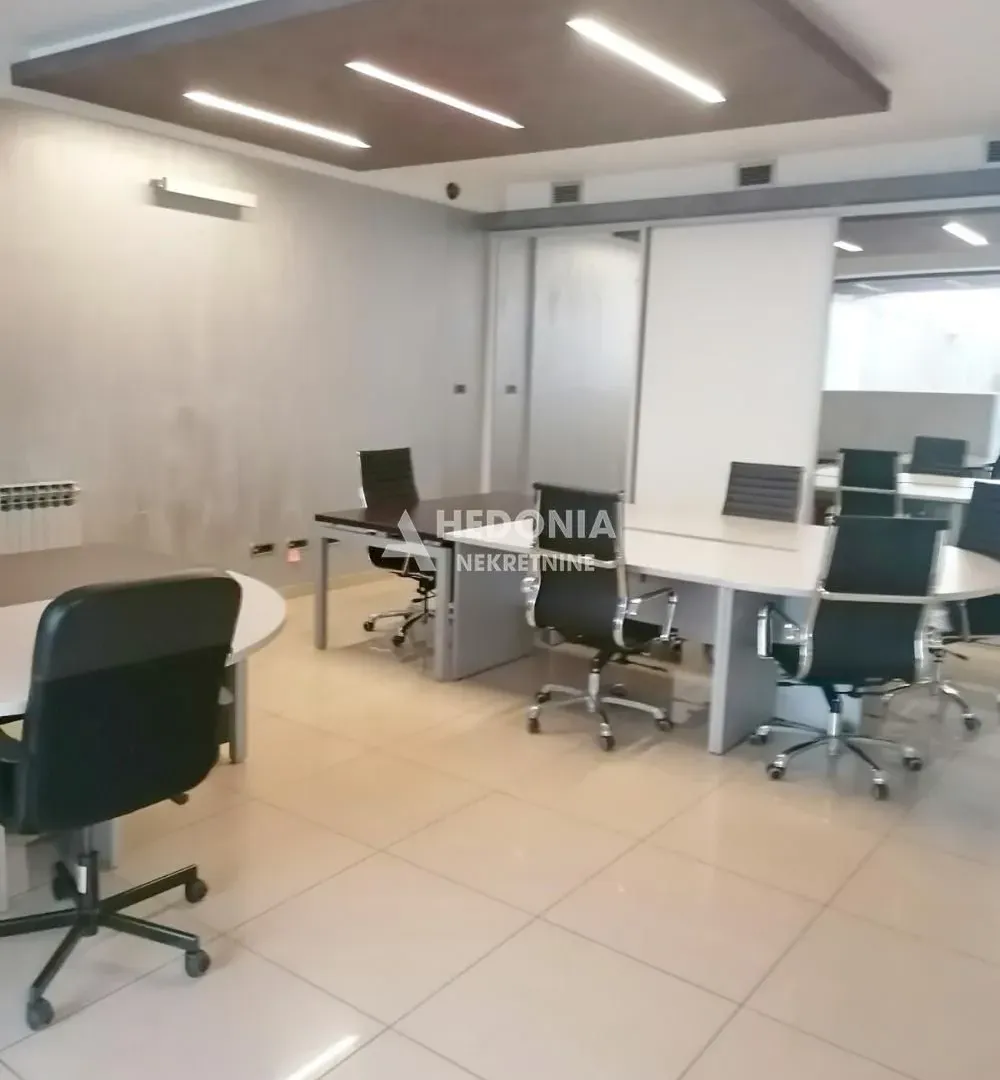 Rent, office space, 600m², Zemun Centar, Zemun Sve Podlokacije