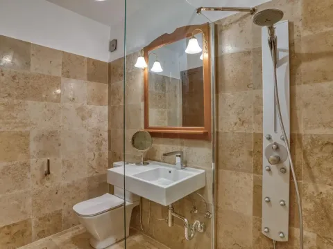 Prodaja, dvosoban stan, 90m², Gorica C, Podgorica - image 22