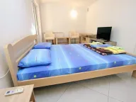 Prodaja, kuća, 176m², Rijeka Reževići, Budva - image 9