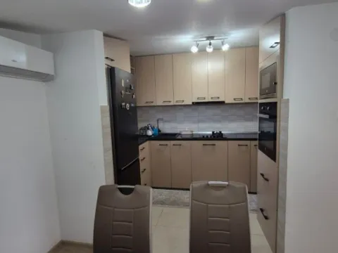 Izdavanje, kuća, 140m², Donji Kokoti, Podgorica - image 7