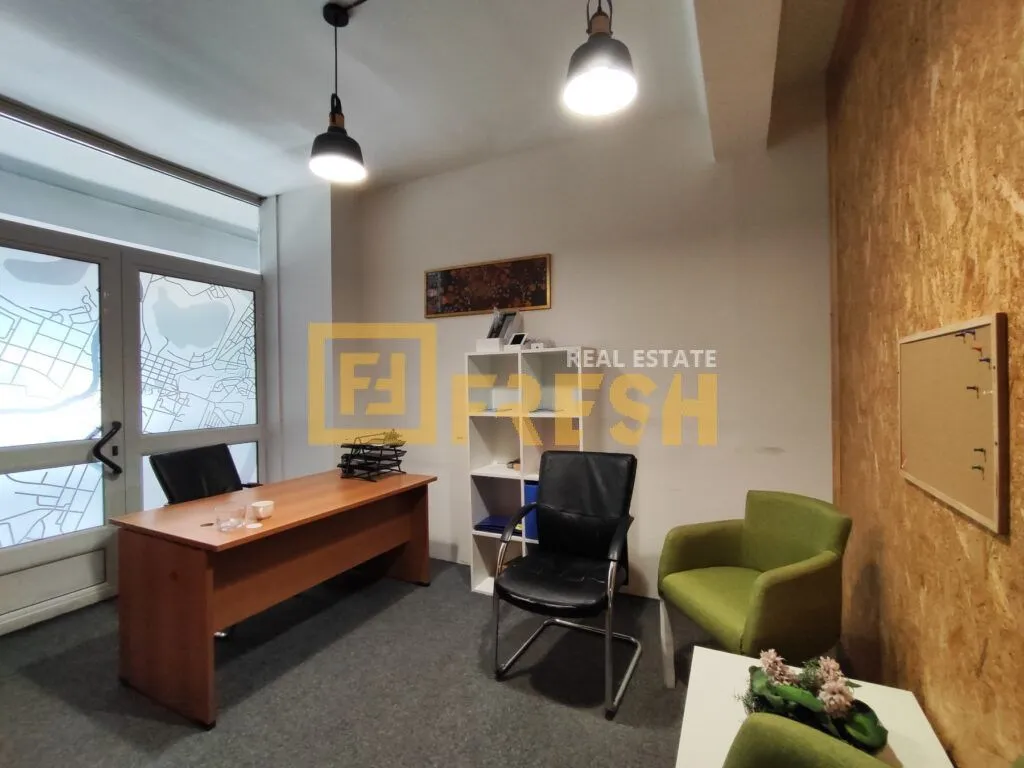 Rent, office space, 130m², Centar, Podgorica