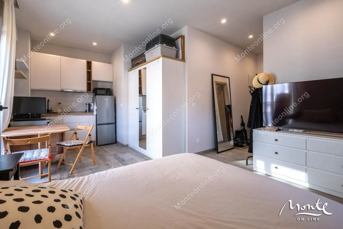 Sale, studio apartment, 24m², Tivat, Crna Gora