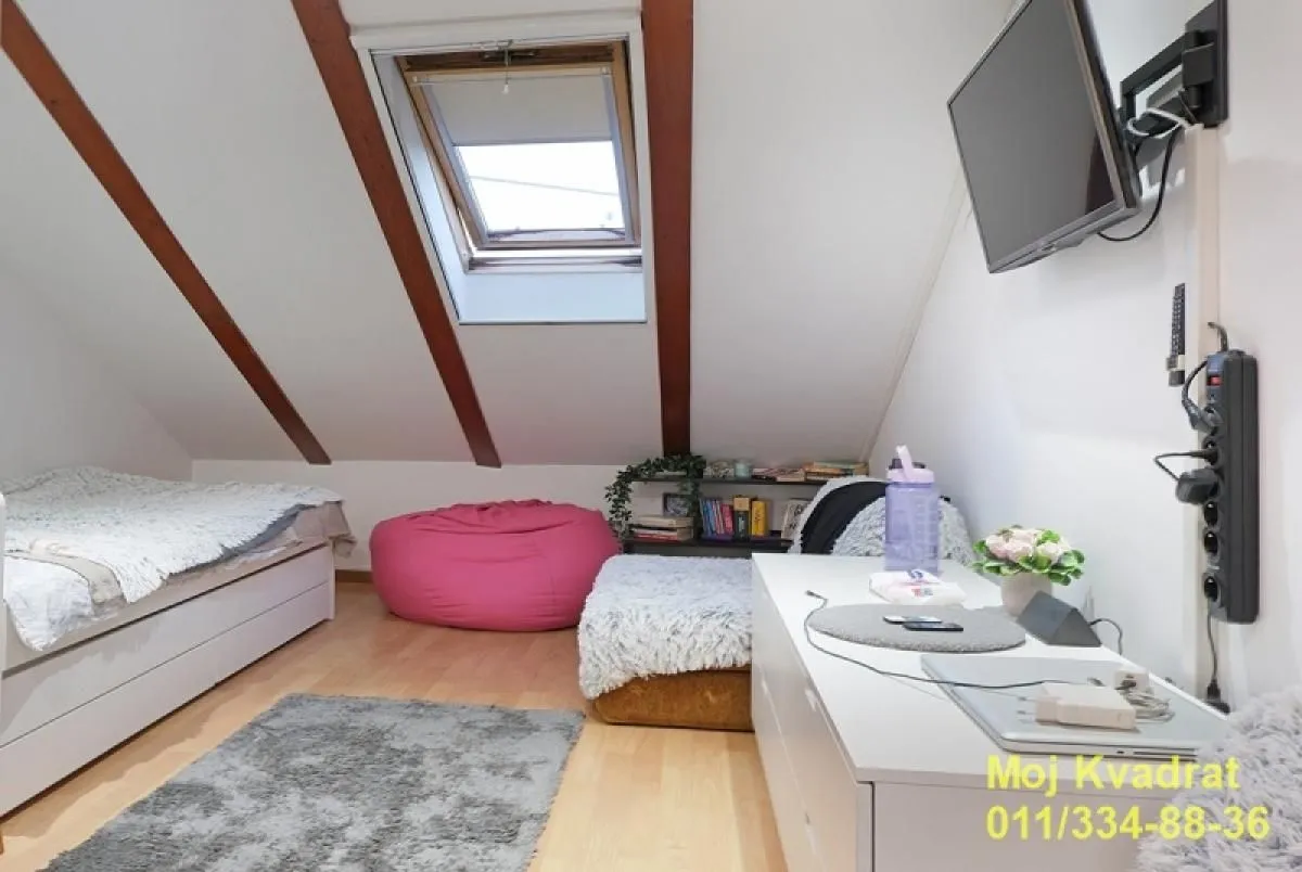 Sale, four bedroom apartment, 104m², Stari Grad, Beograd