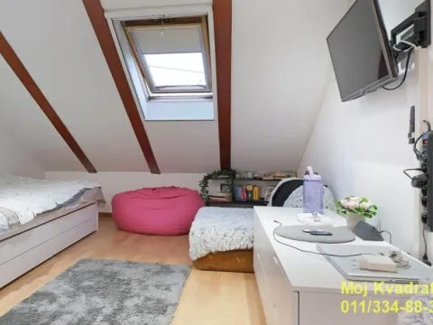 Sale, four bedroom apartment, 104m², Stari Grad, Beograd - image 8