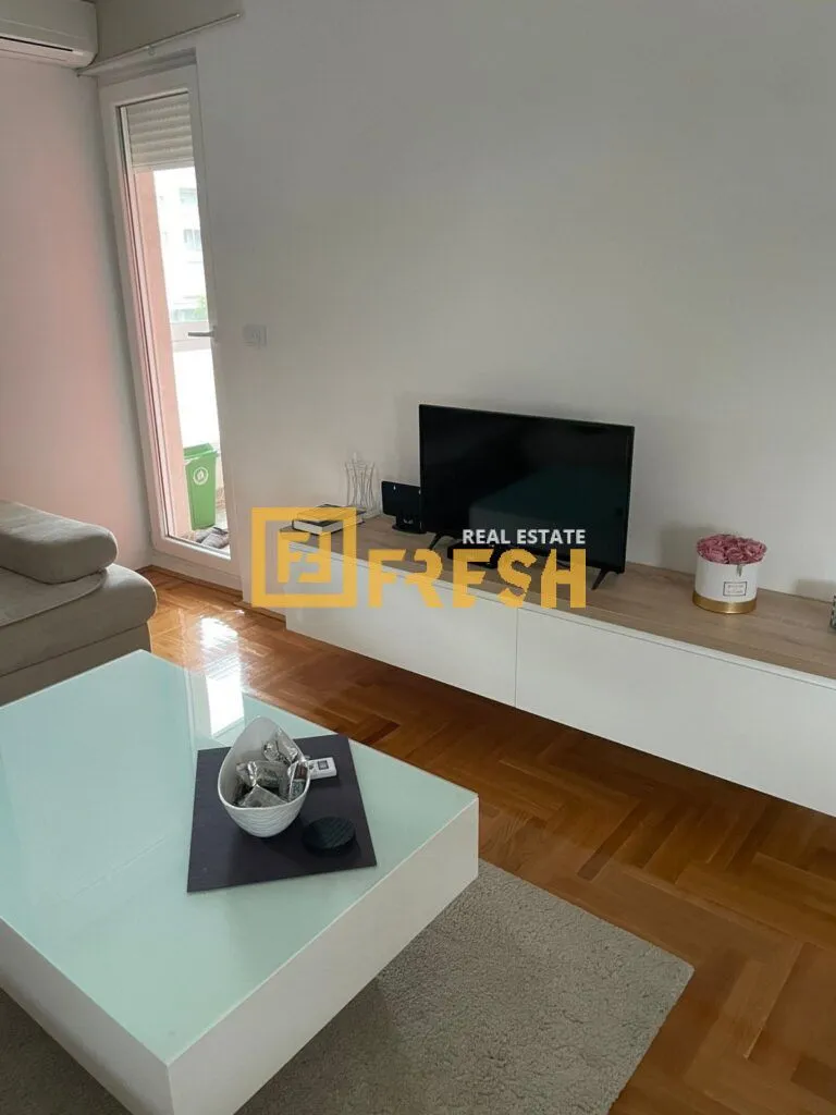 Rent, one bedroom apartment, 48m², Stari Aerodrom, Podgorica