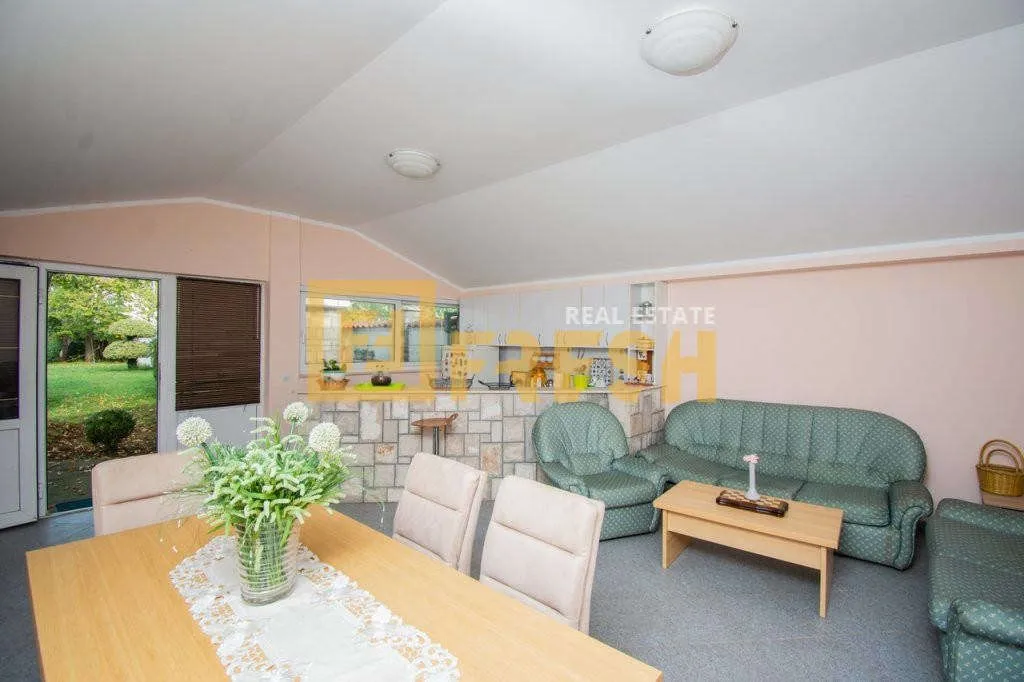 Rent, house, 450m², Zabjelo, Podgorica