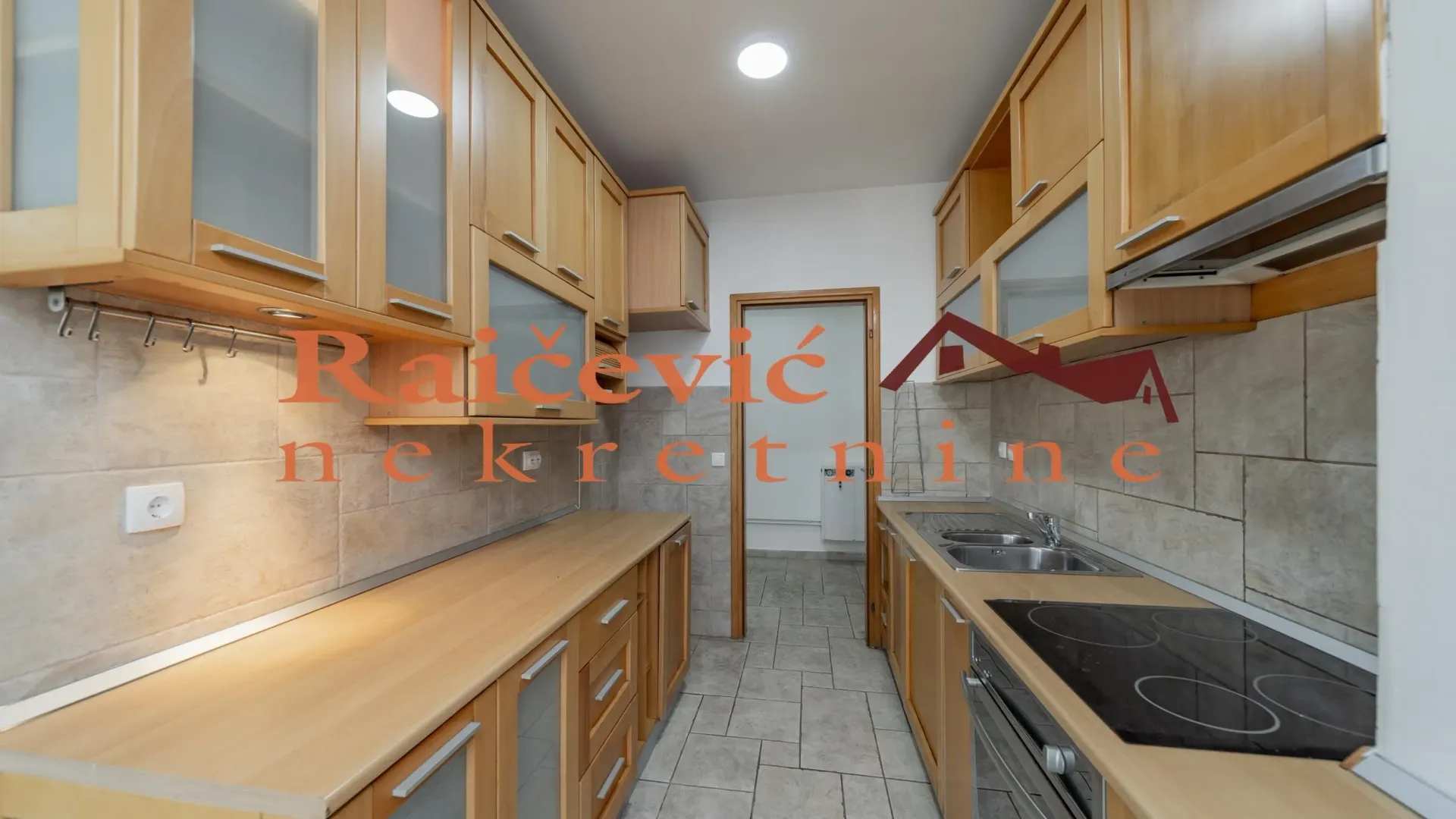 Prodaja, trosoban stan, 90m², Zvezdara Sve Podlokacije, Beograd