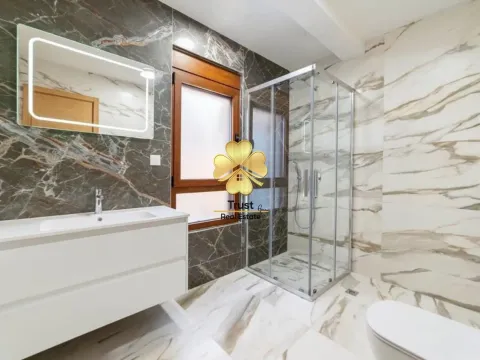 Izdavanje, trosoban stan, 142m², Gorica C, Podgorica - image 3