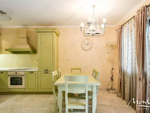 Prodaja, kuća, 170m², Budva, Crna Gora - image 7